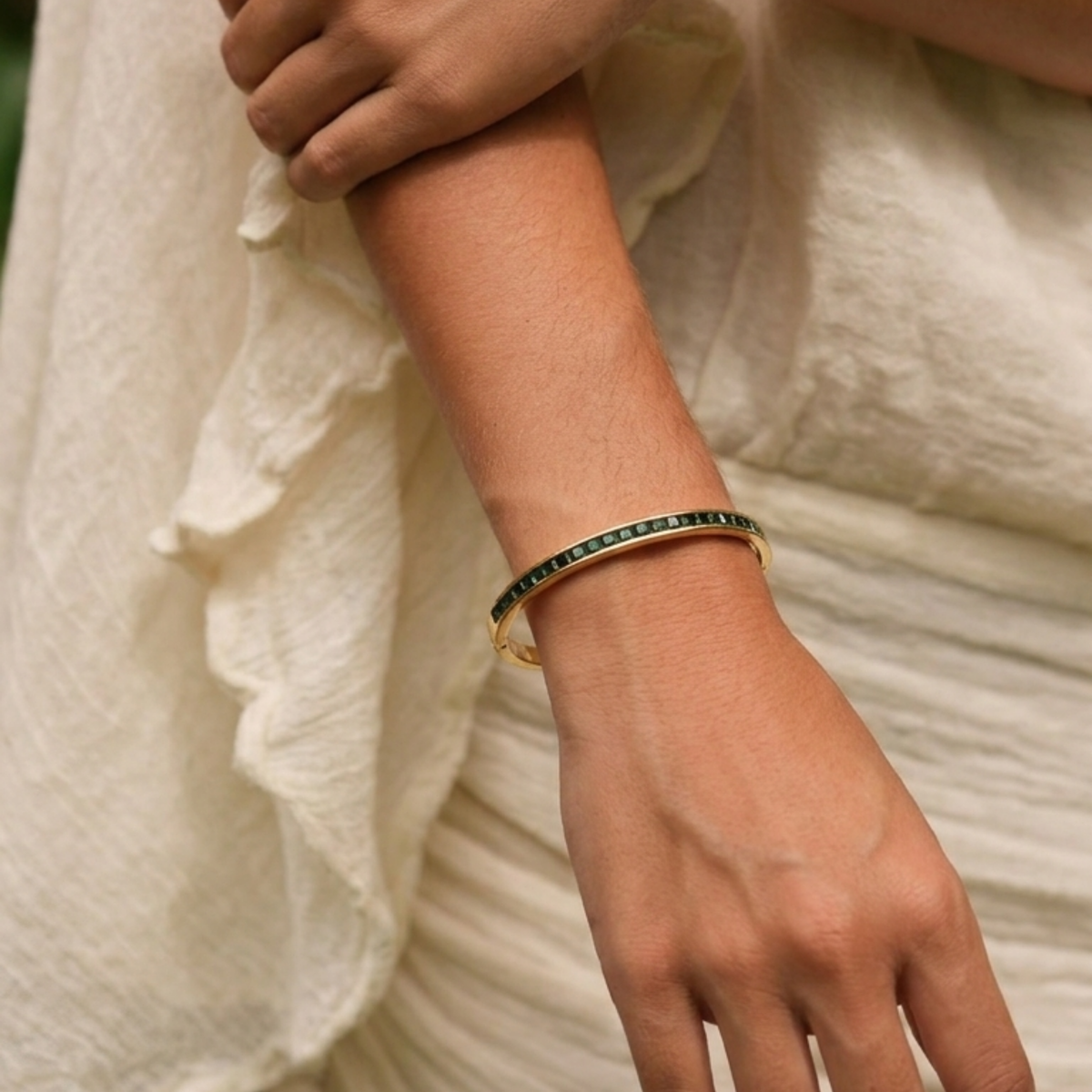 Lustre green