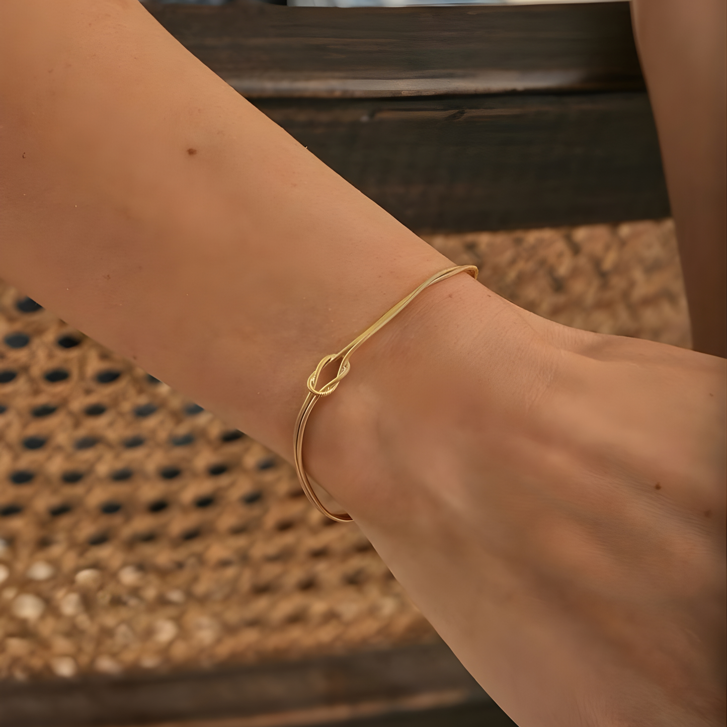 knot bracelet