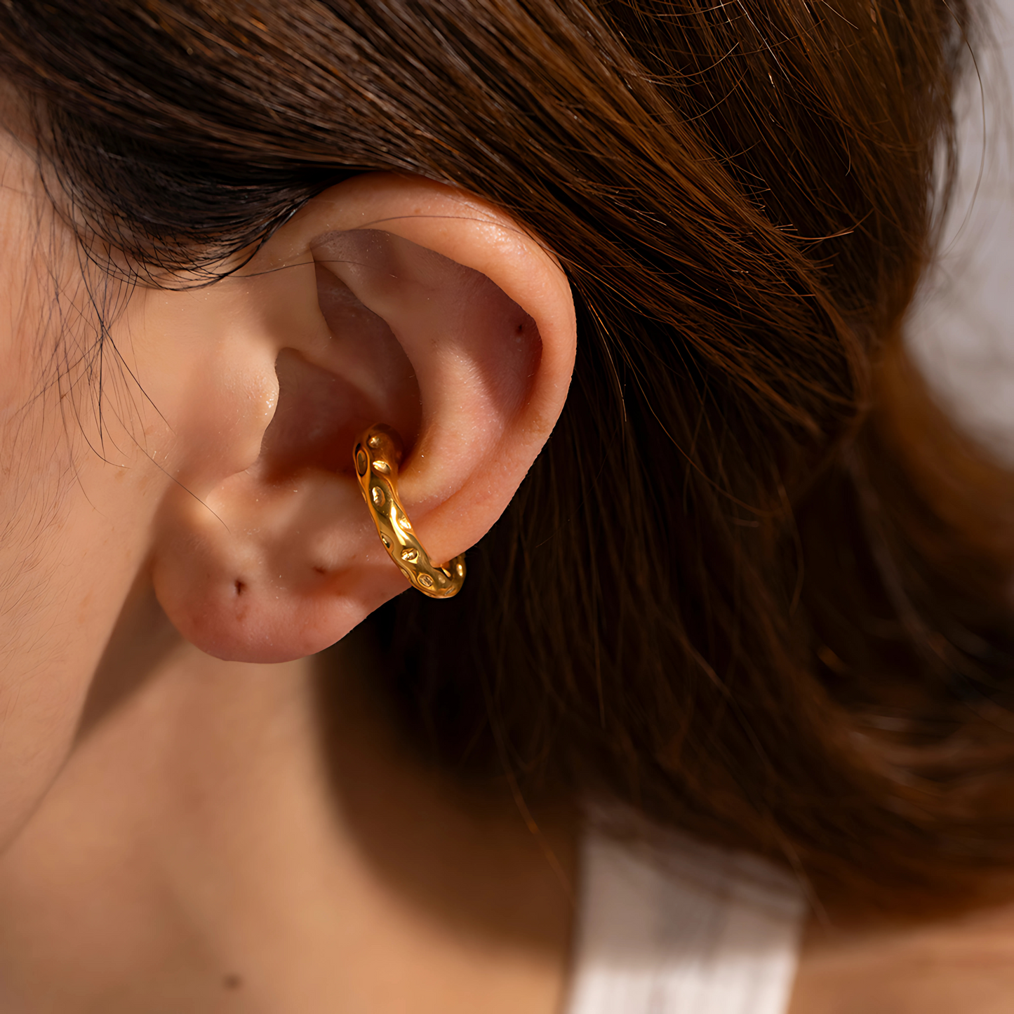 Hammered ear cuff