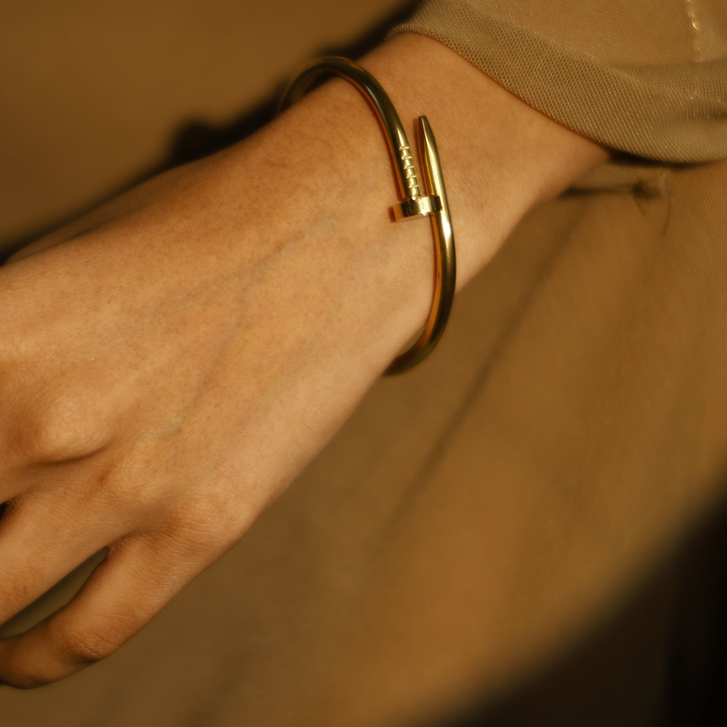 Nail bracelet